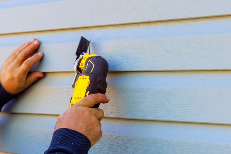 Experienced Siding Technician